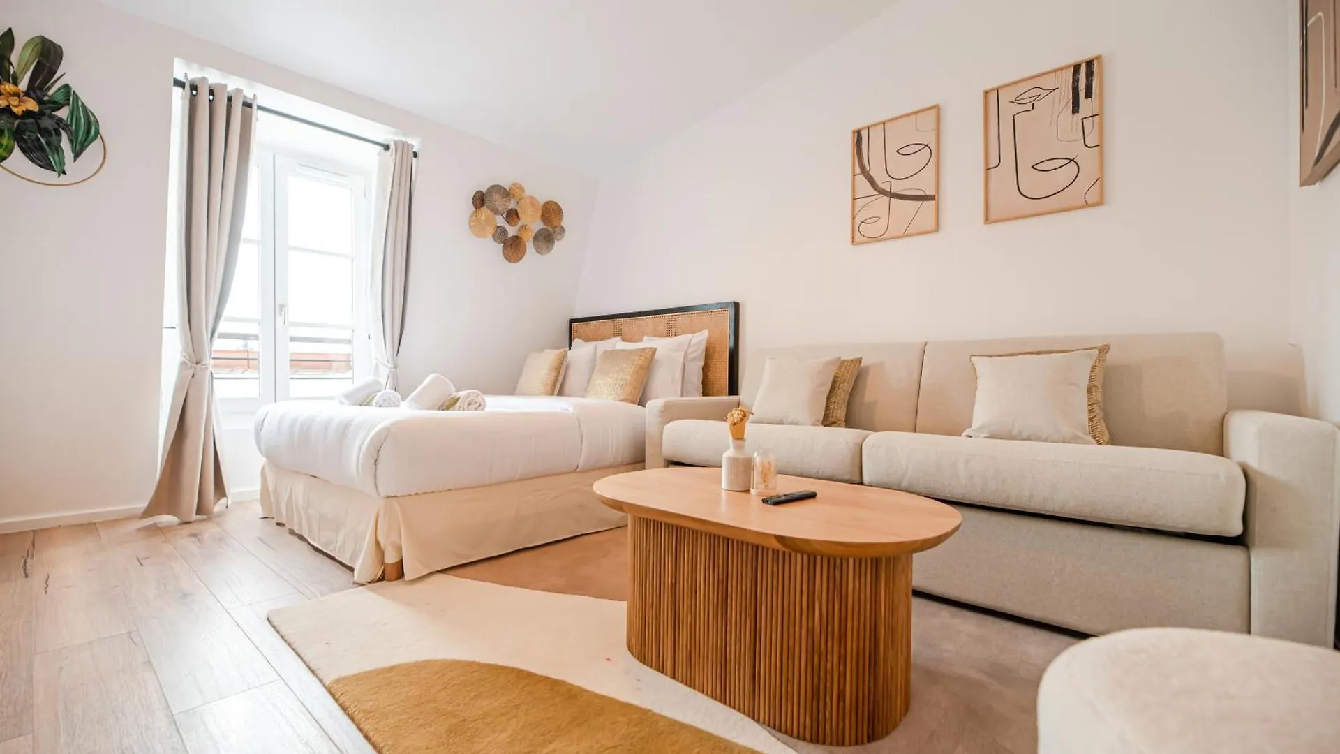 Apartment Cia - Champs Elysees Bright Studio 4P Paris