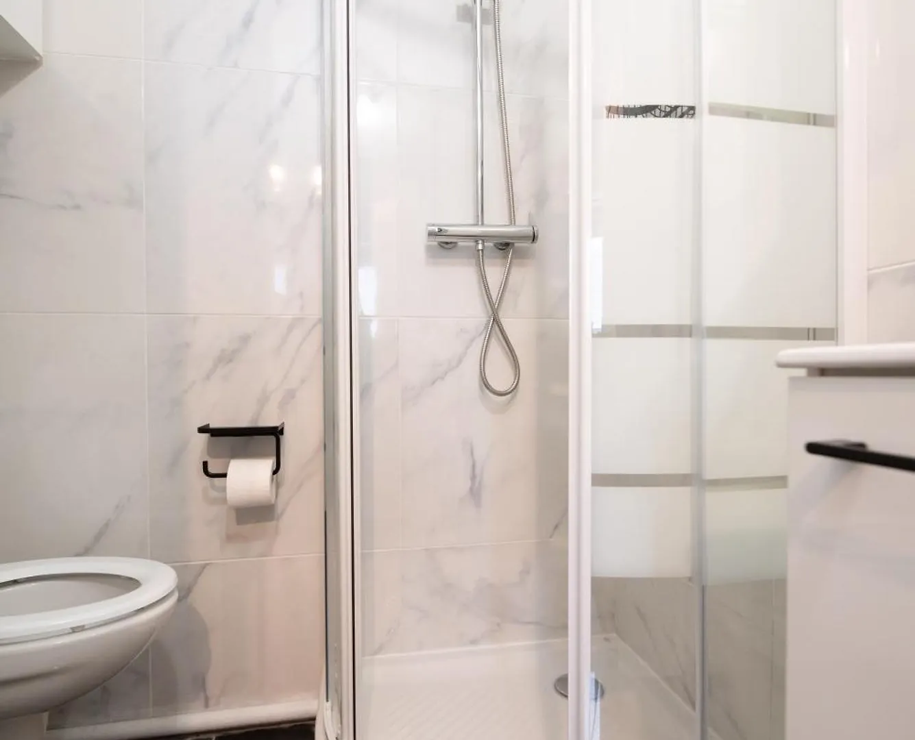 Cia - Champs Elysees Bright Studio 4P Paris France