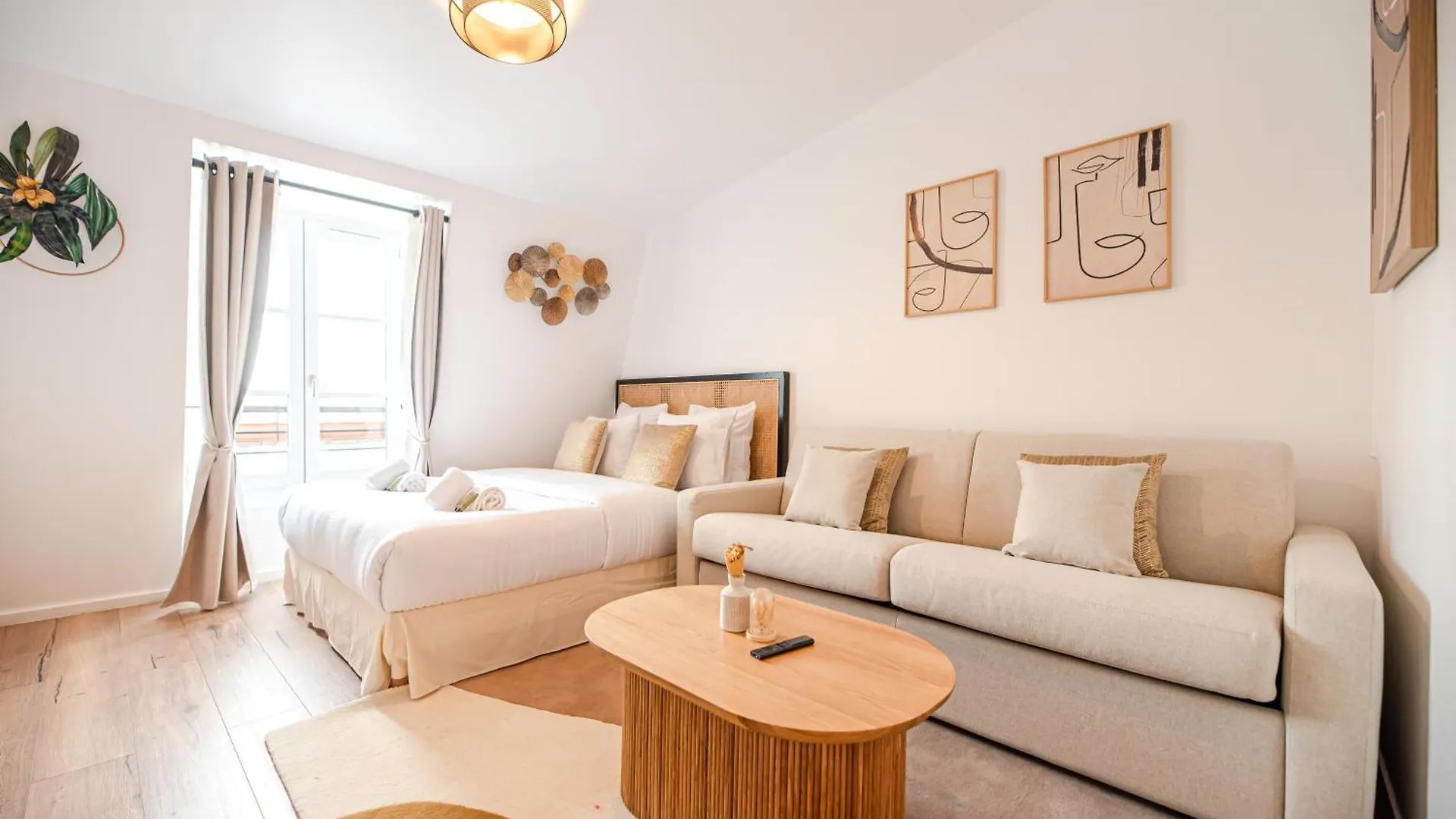 Cia - Champs Elysees Bright Studio 4P Paris